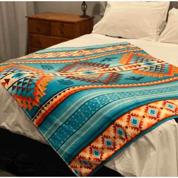 A8314 - Aztec Black on Creme Fleece Throw & Blanket