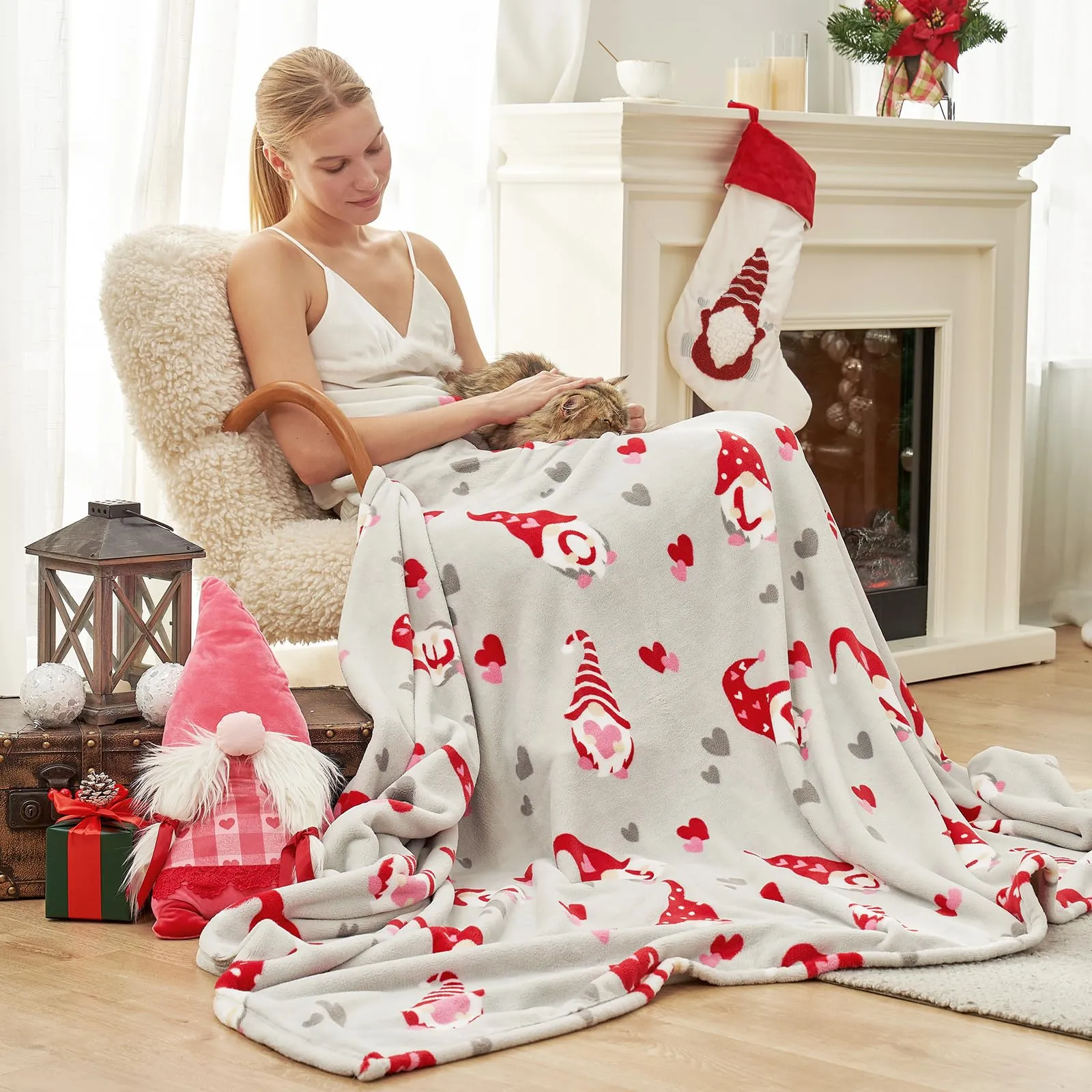 Cozy Bliss Gnome Christmas Throw Blanket, (Xmas Gnome, 50"x60")