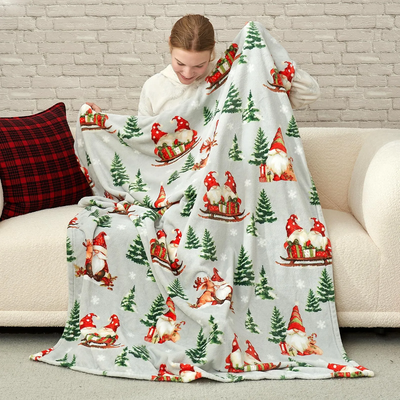 Cozy Bliss Gnome Christmas Throw Blanket, (Xmas Gnome, 50"x60")