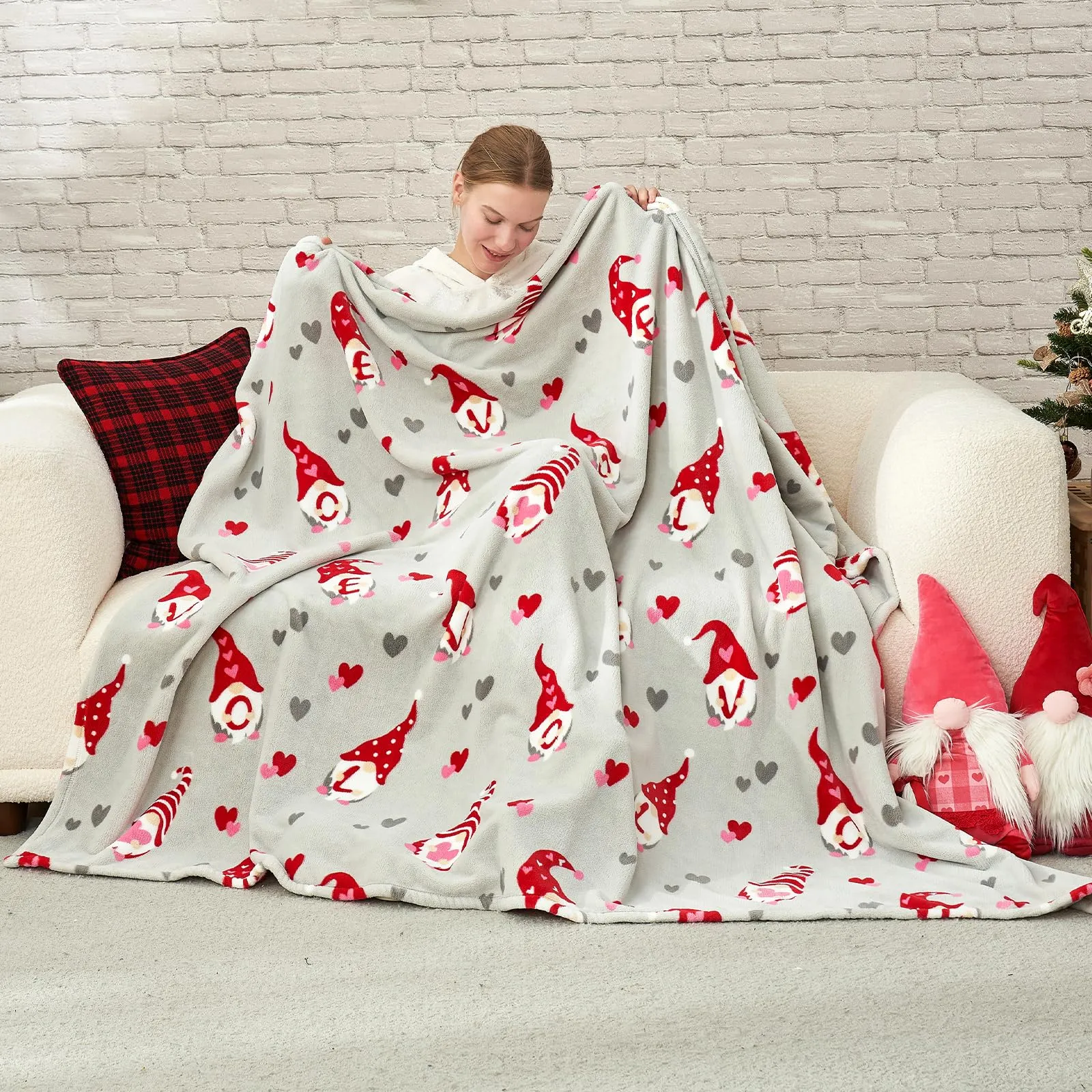 Cozy Bliss Gnome Christmas Throw Blanket, (Xmas Gnome, 50"x60")