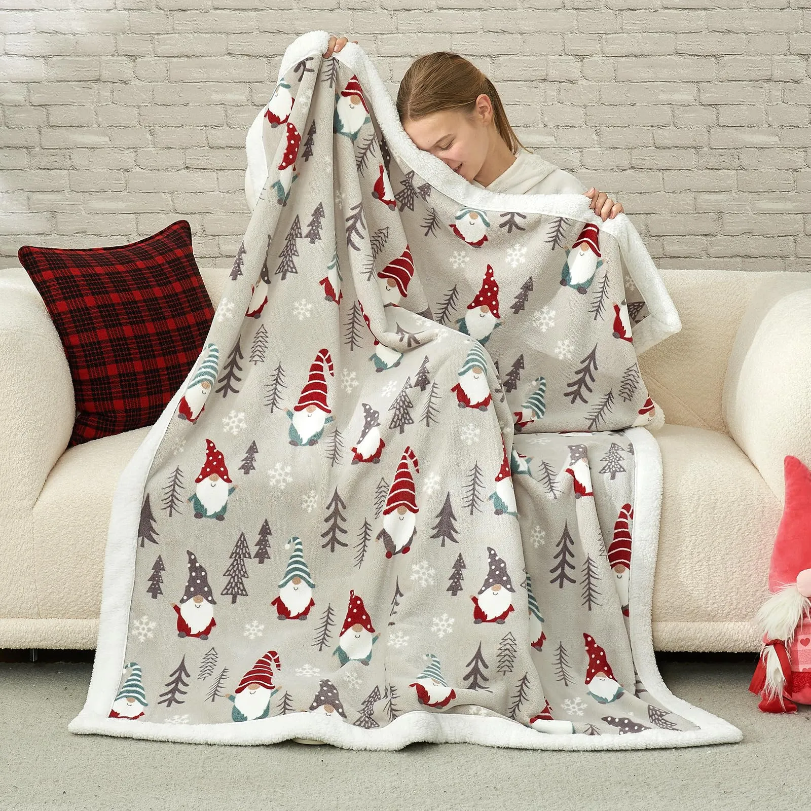 Cozy Bliss Gnome Christmas Throw Blanket, (Xmas Gnome, 50"x60")