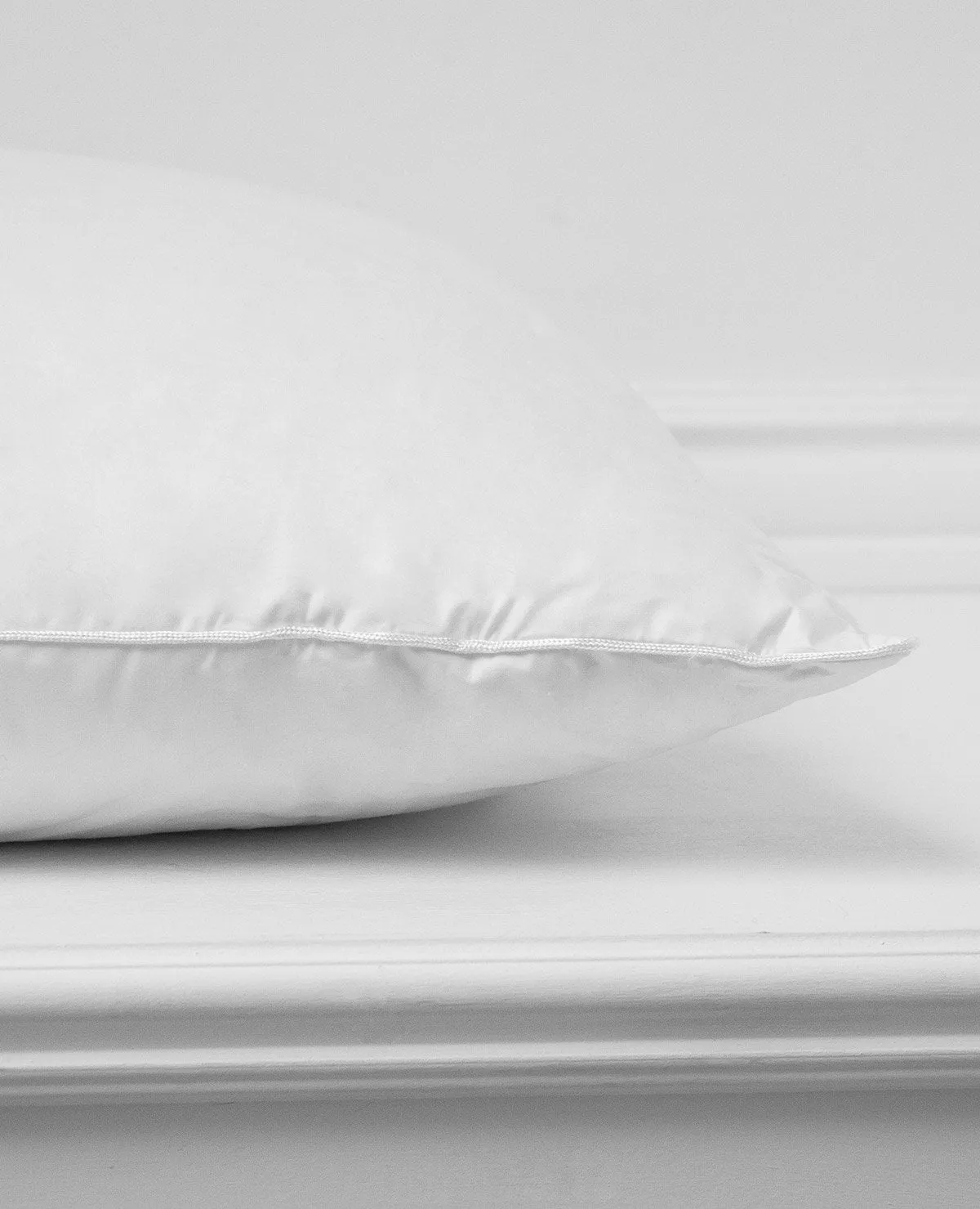 Goose Down Pillow Mid-Soft Support