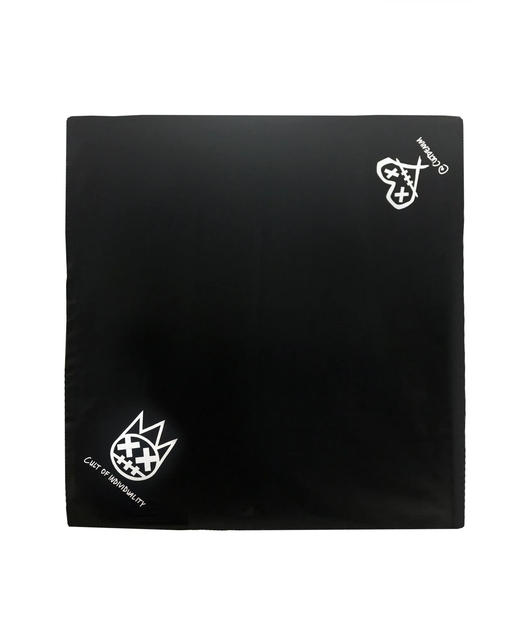 SHIMUCHAN & SHIMUKO LOGO FLEECE BLANKET IN BLACK